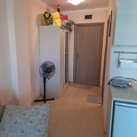 Plaza Studio شقة