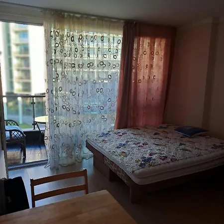 Plaza Studio * ساني بيتش